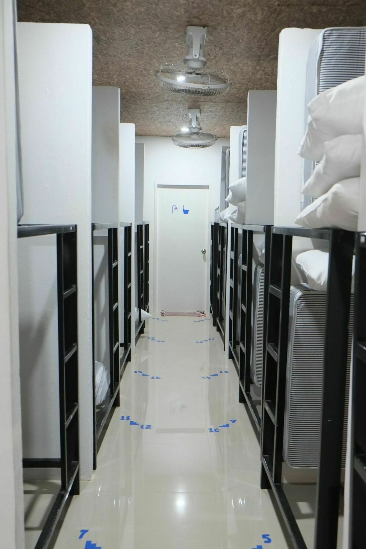 myPatong GuestHouse - Hostel Eksteriør billede