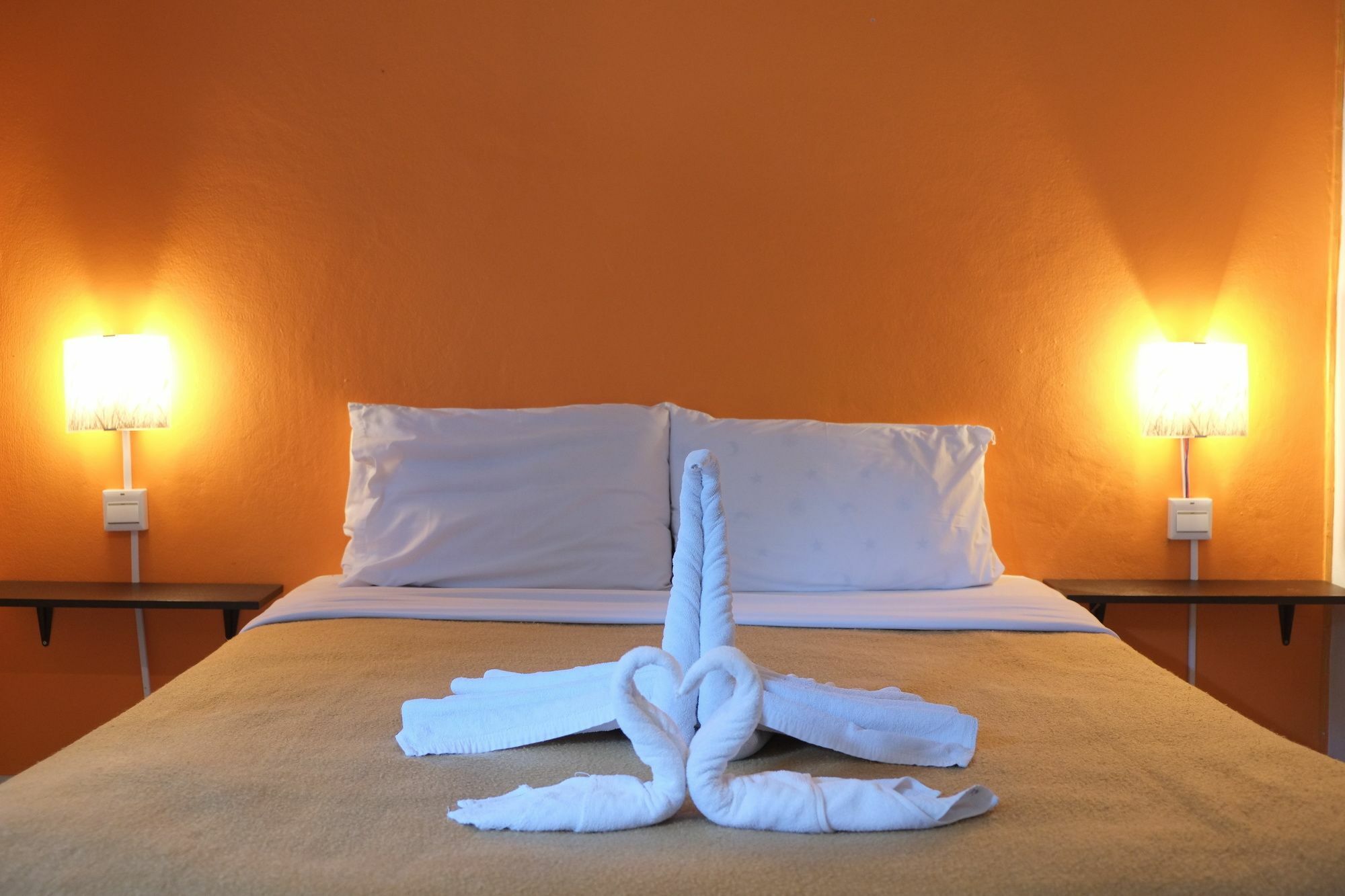 myPatong GuestHouse - Hostel Eksteriør billede