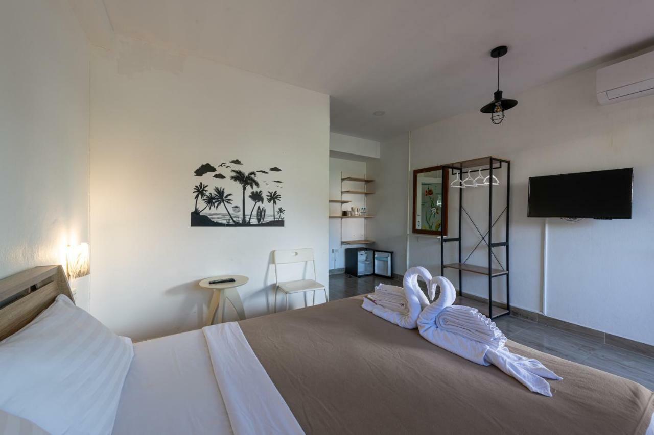 myPatong GuestHouse - Hostel Eksteriør billede