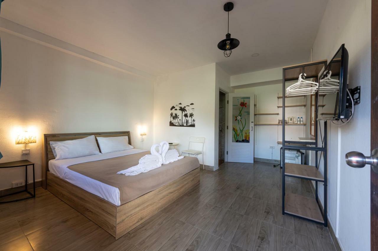 myPatong GuestHouse - Hostel Eksteriør billede