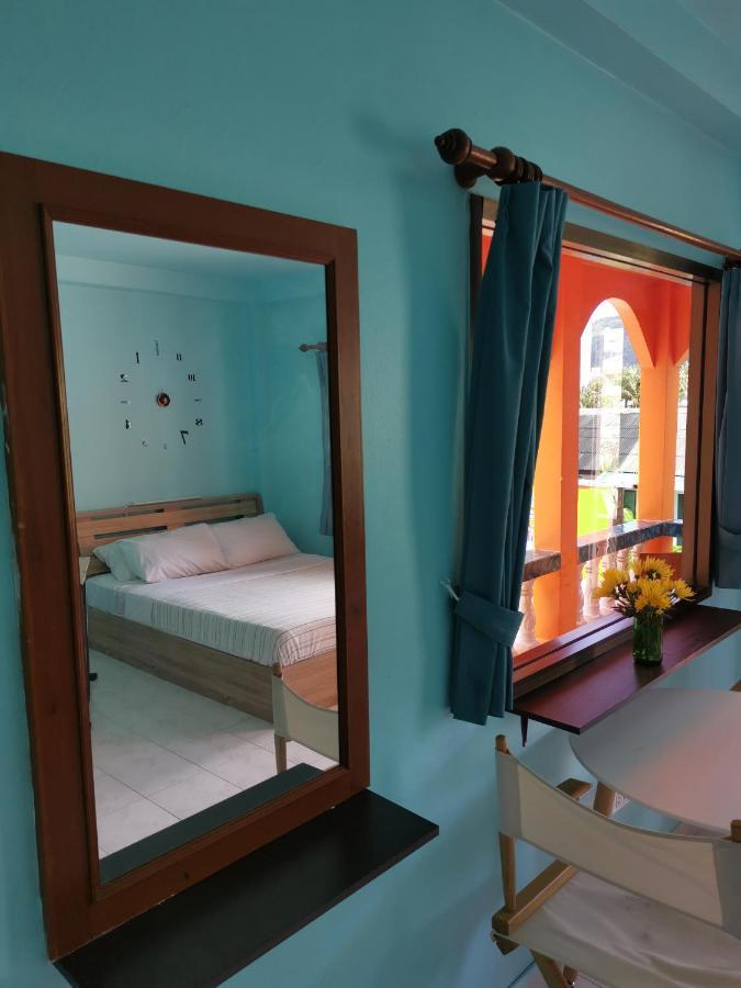 myPatong GuestHouse - Hostel Eksteriør billede