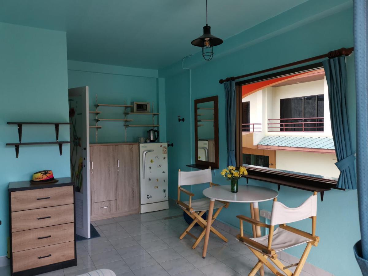 myPatong GuestHouse - Hostel Eksteriør billede